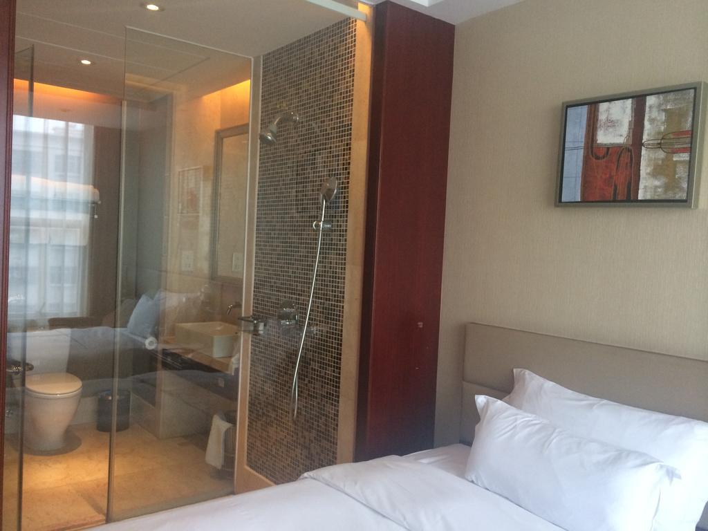 Shenzhen Baoan Royal International Hotel Exterior foto